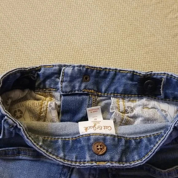 ❣5 for $25 Sale❣ Distressed Jeans and T- Shirt - Picture 6 of 9